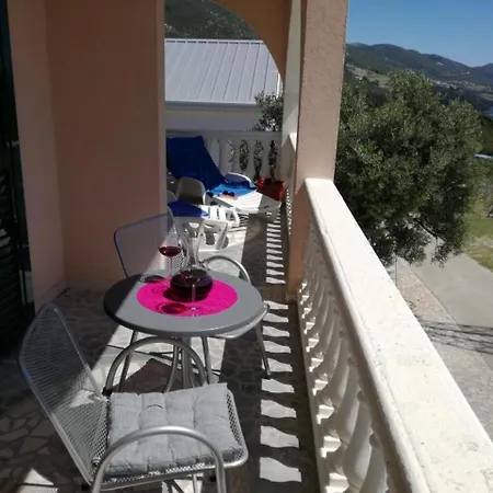 D&d - Three Bedroom With Terrace And Partial Sea View Orebić